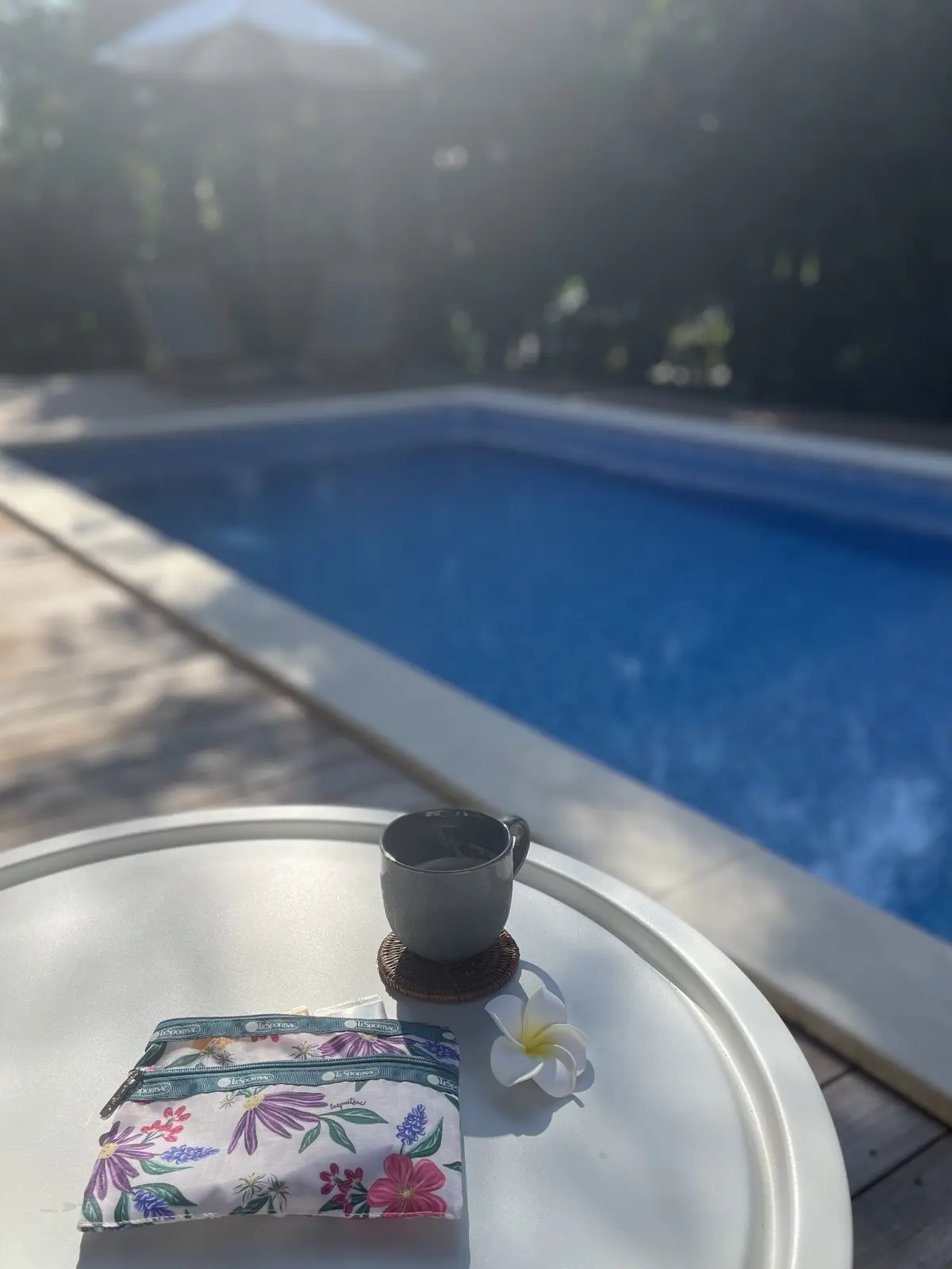 レスポートサック×エクラ　大人の花柄ポーの画像_4