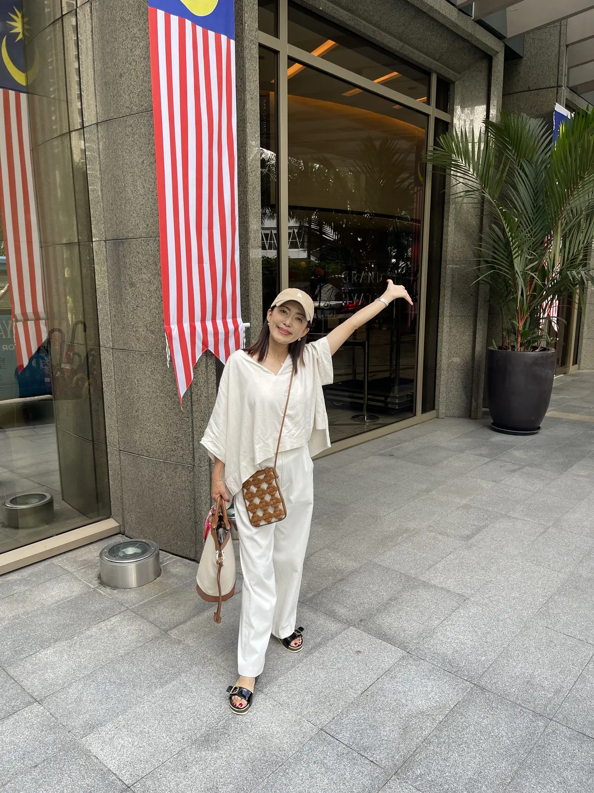 遅めの夏休みはマレーシアへ⭐︎オススメホの画像_1