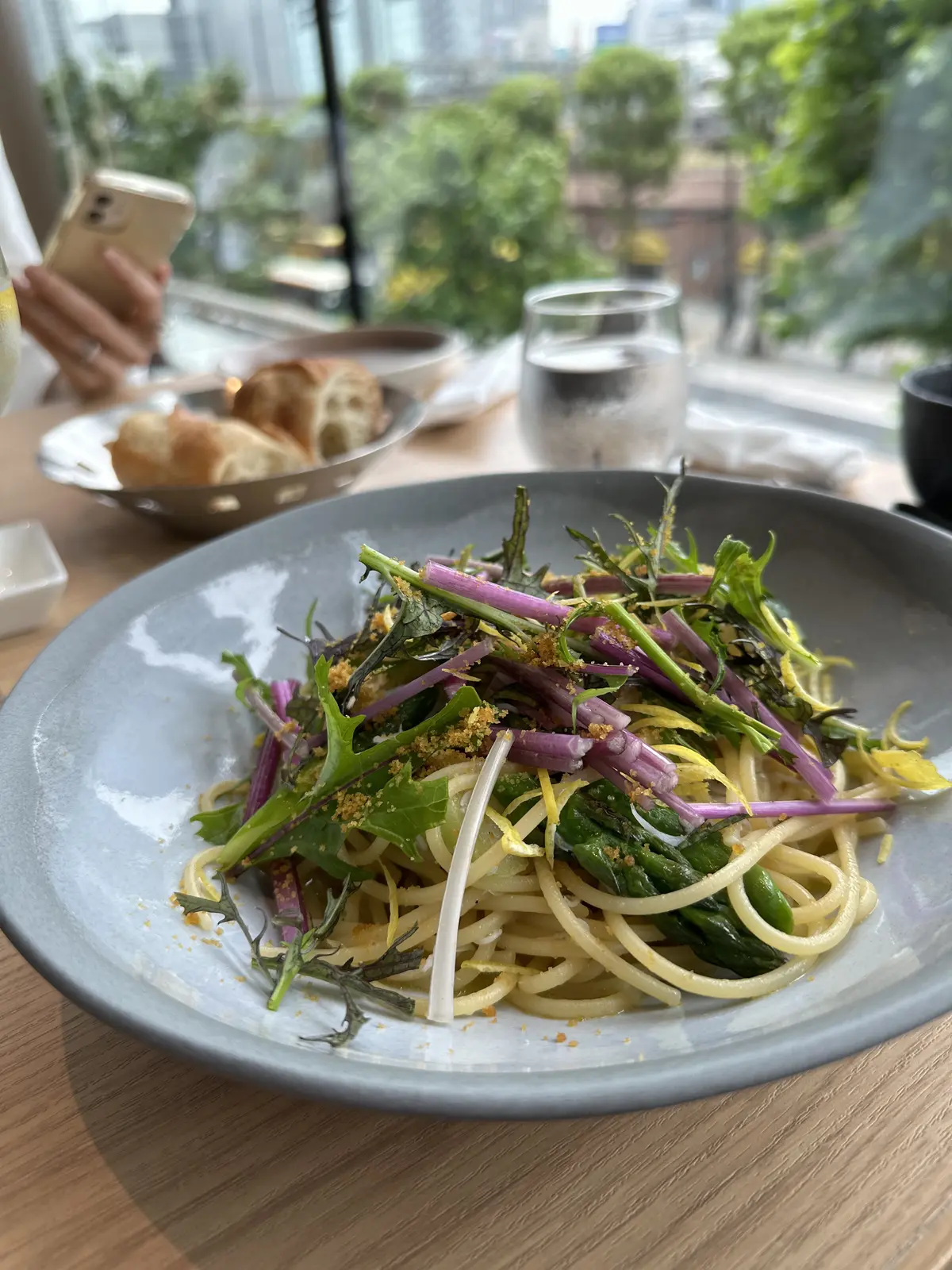 師走の丸の内からの画像_14