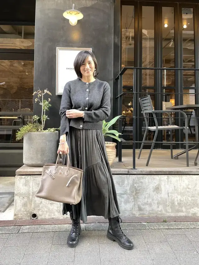 華組　スカートコーデ