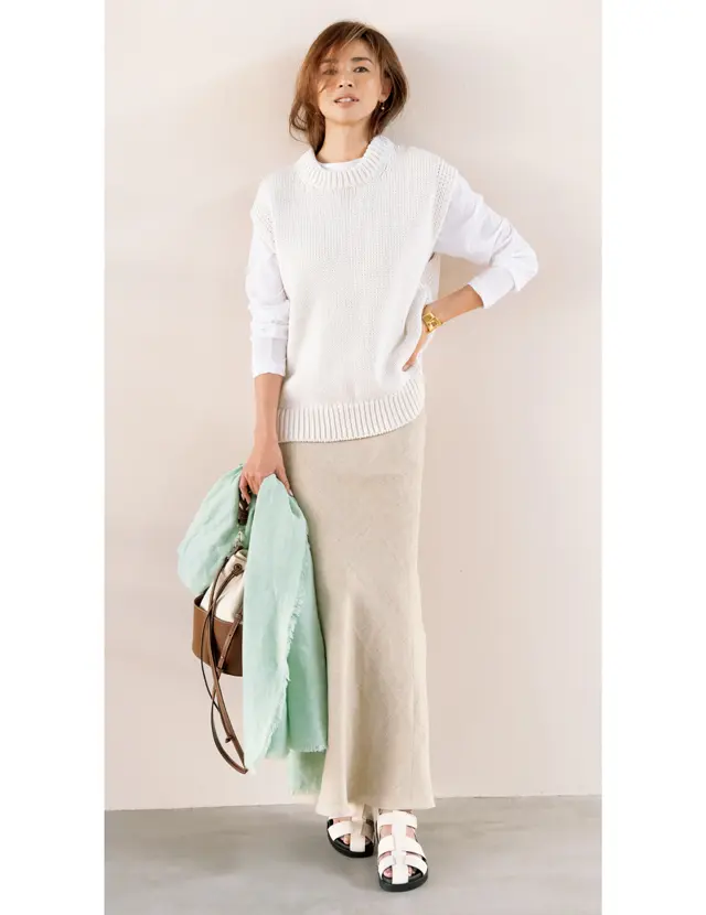 エイトンのジレのSHIHO