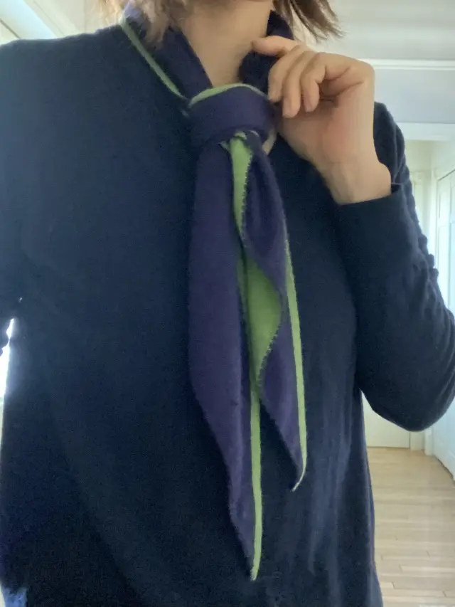 お気に入りの細めのスカーフの画像_2