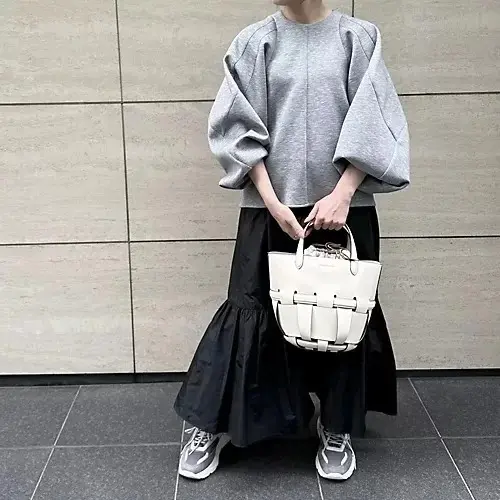 【50代 春バッグ】持った人から見違えるの画像_15