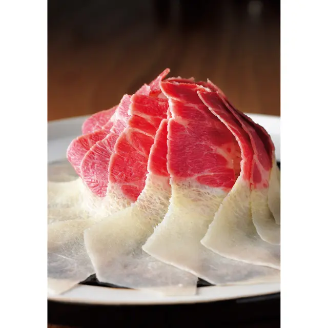 くじら料理 うずら1