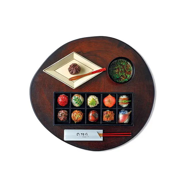 和菓子のように麗しい 味も多彩なつまみ寿し