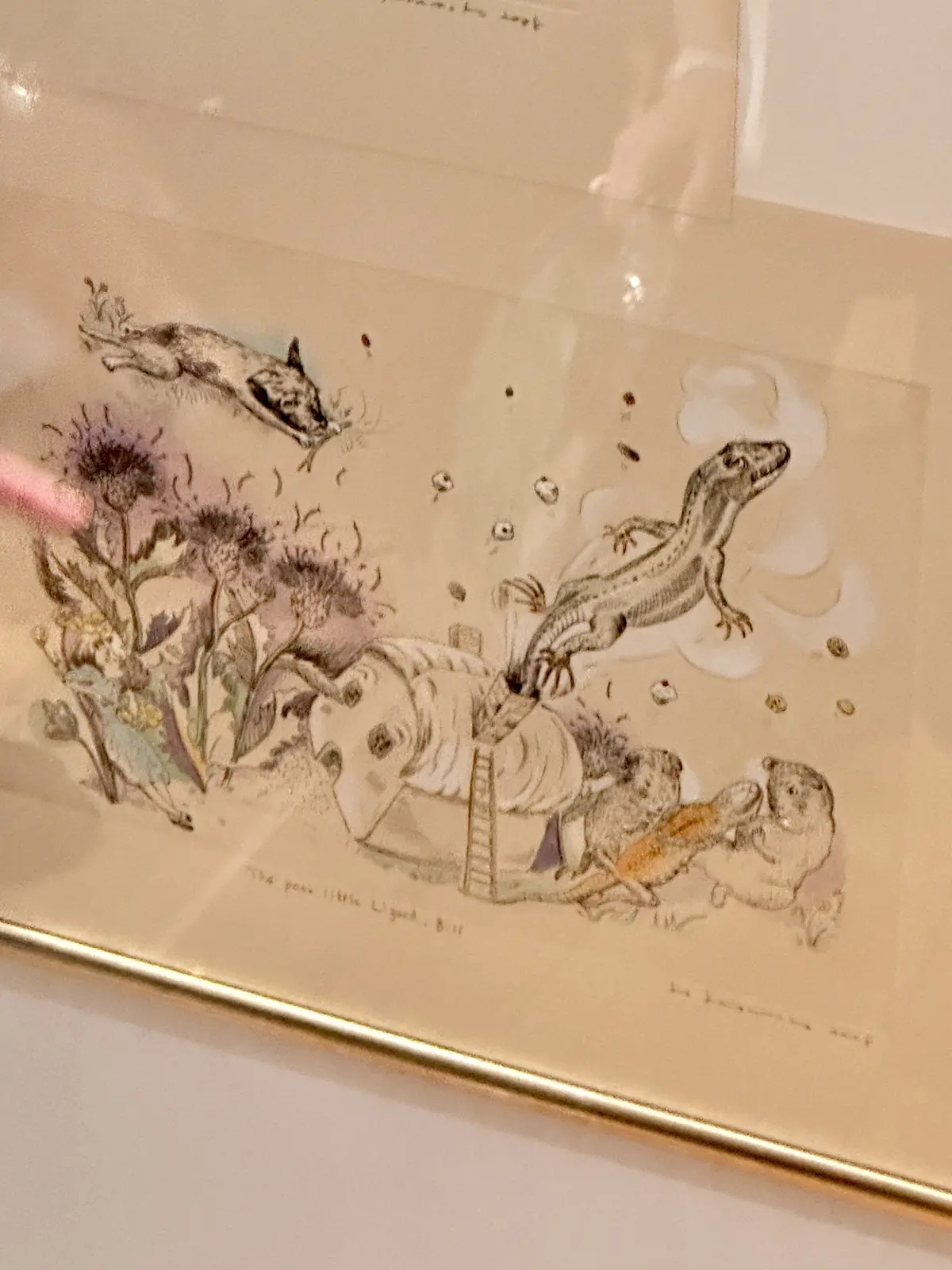 木の温もり感じる村上春樹ライブラリーと山の画像_10