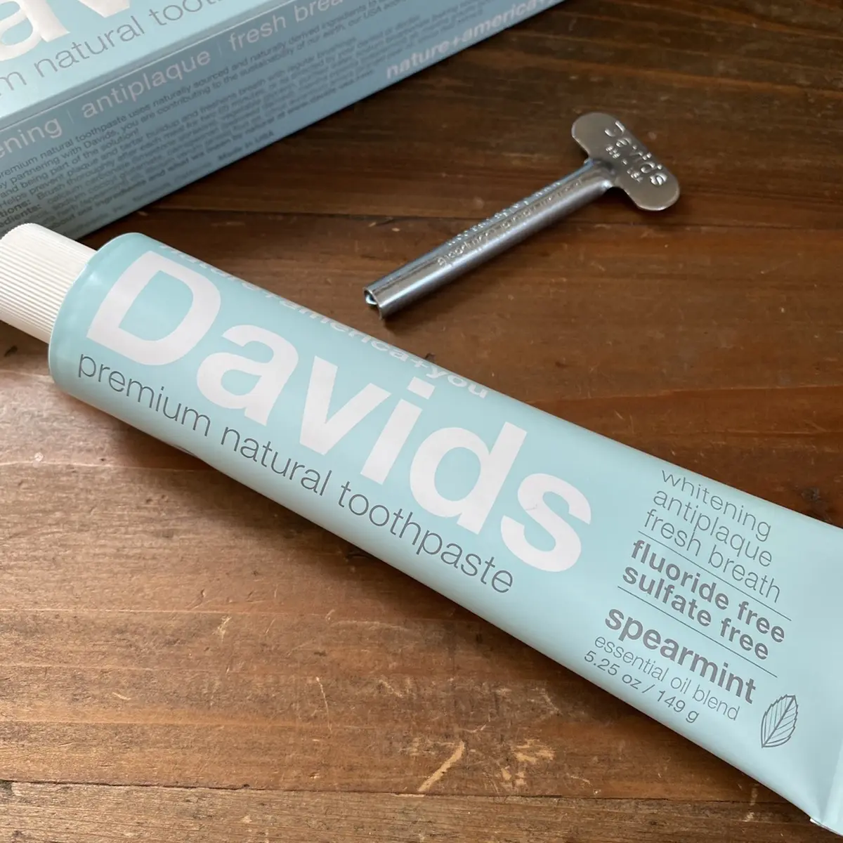 デイヴィッズ　ホワイトニングトゥーペースト