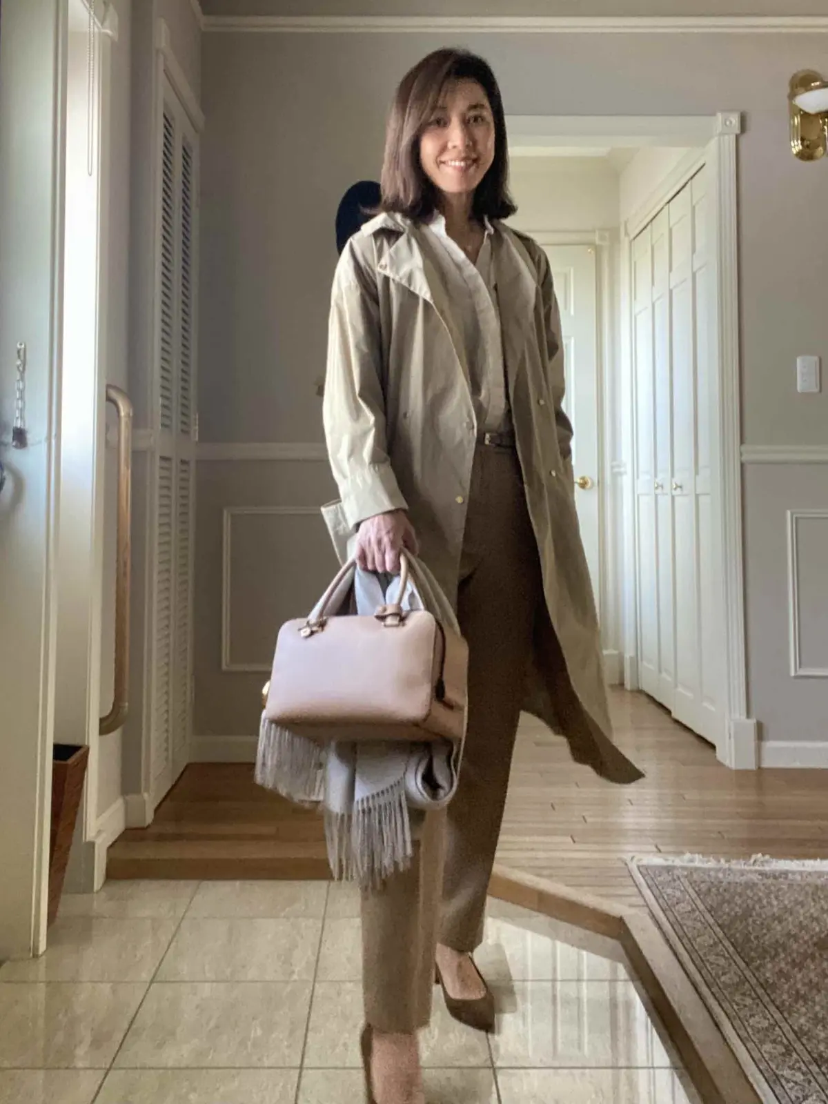 手持ちのベージュ服で色々コーデの画像_2