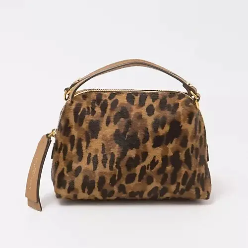 【50代 週末コーデ】キャメルカラーで華の画像_6