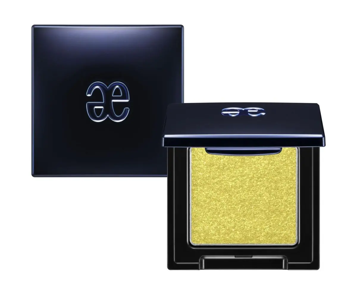 OurAge×Webエクラ　エレガンス ラズル アイカラー 27 ￥2,310／エレガンス コスメティックス