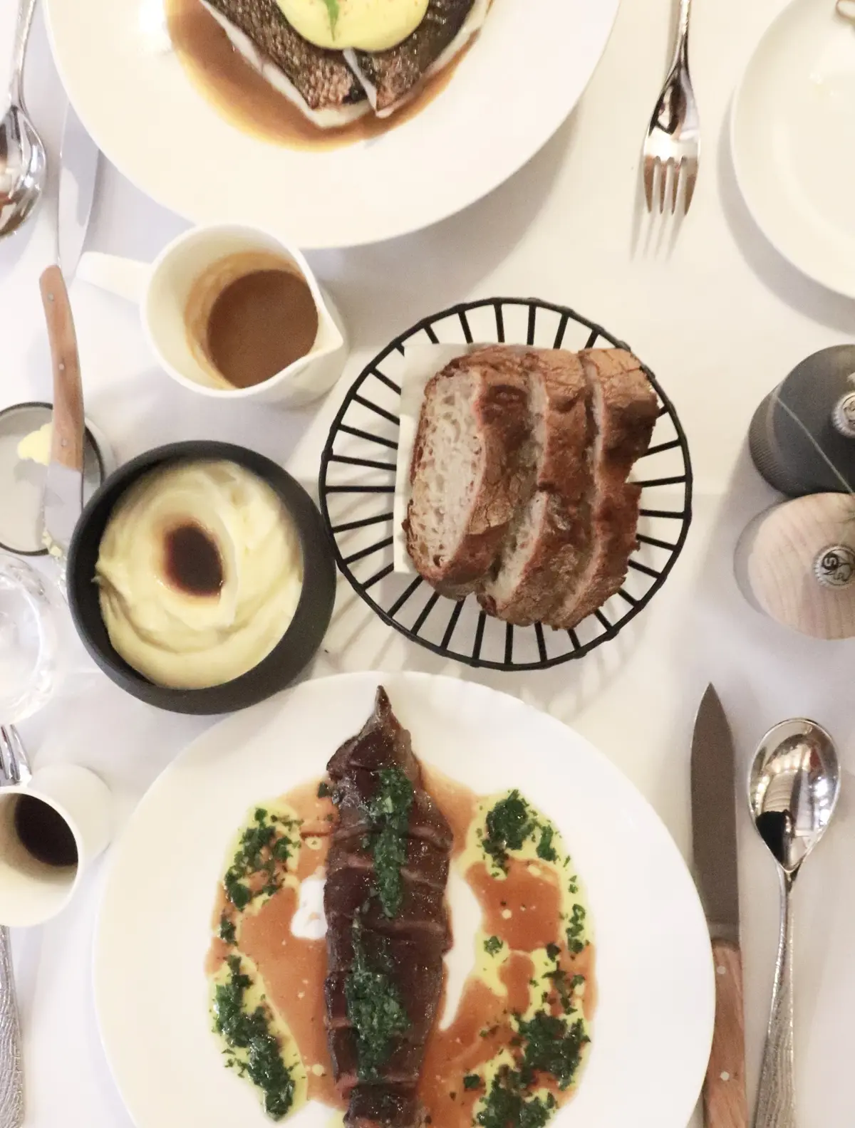 サン=ジェルマンデプレ　Hestia  フレンチ