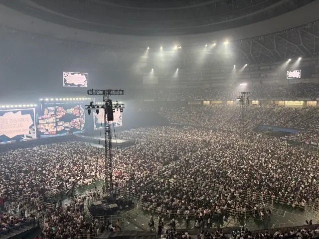 念願のＢＴＳ⭐︎ＪＩＮくんのコンサートにの画像_3