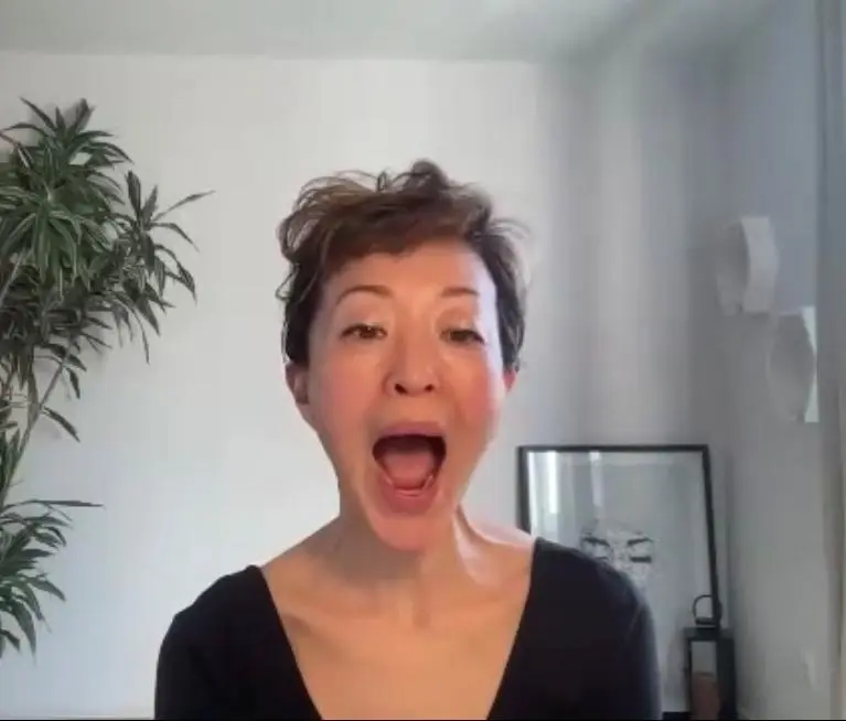 OurAge×Webエクラ 40代50代　老け顔改善 唇痩せエクササイズ やり方