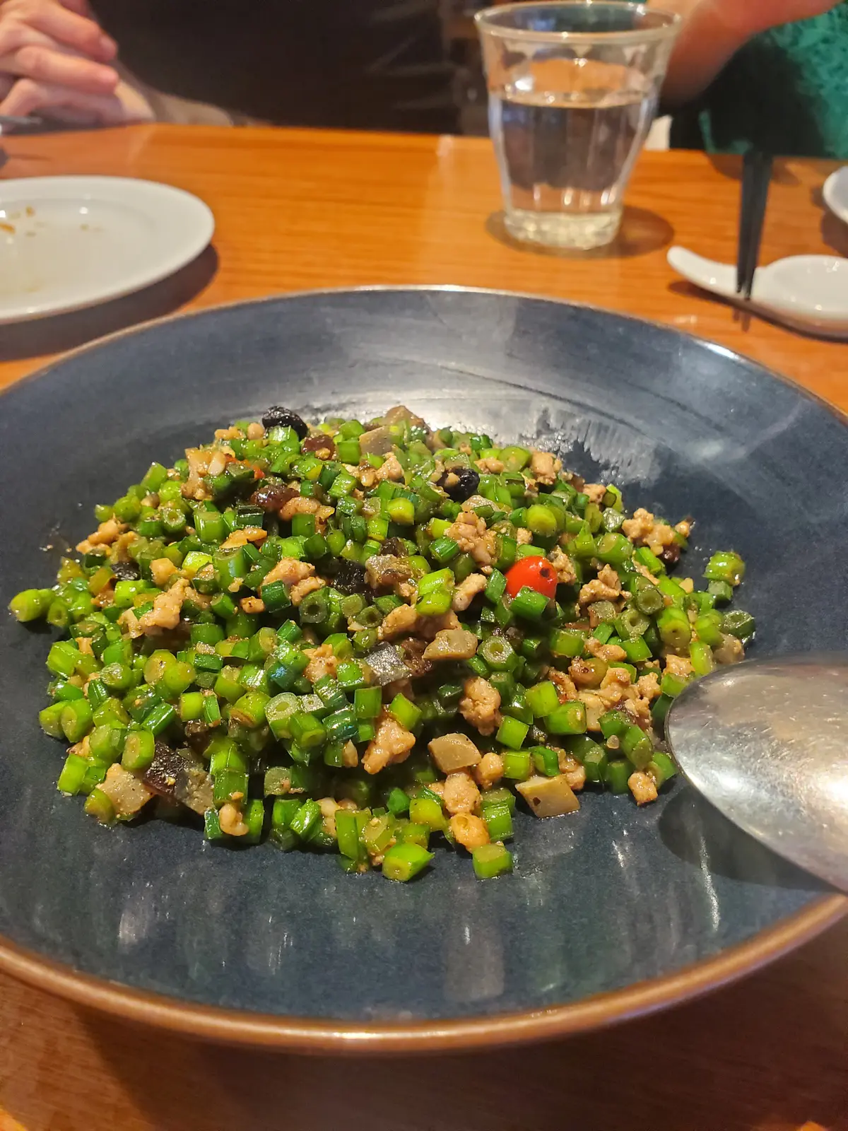 暖かさが戻った休日”軽めの便利なブルゾンの画像_3