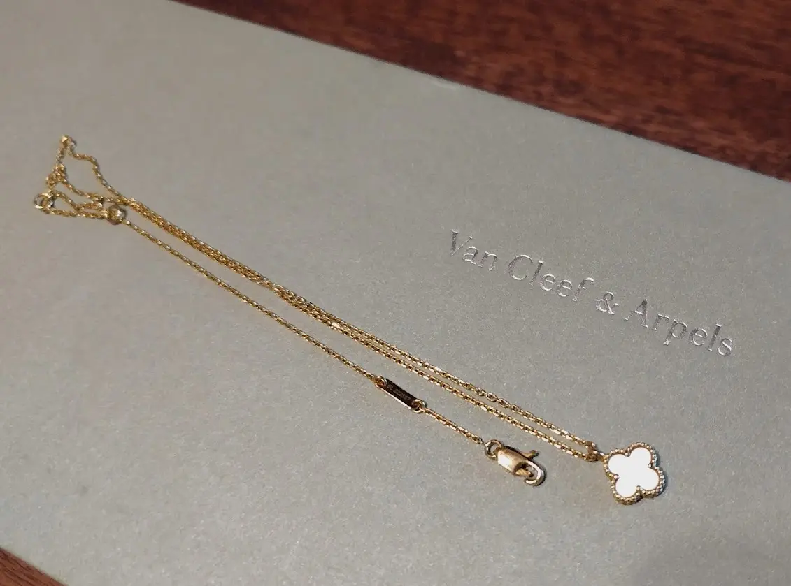 ヴァンクリーフ&アーペル　Van Cleef & Arpels 　スィートアルハンブラ