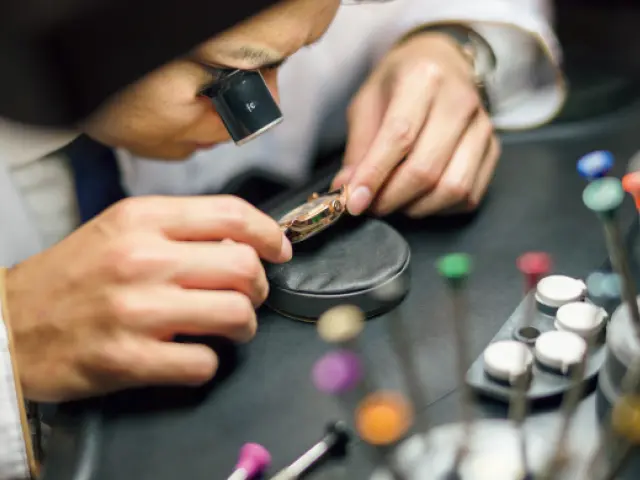 時計職人の高度な技術