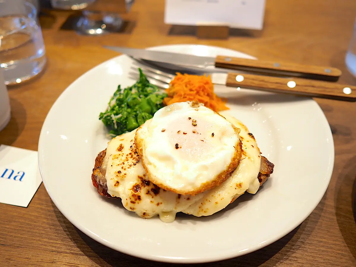 9:00〜11:00はブランチセット。 