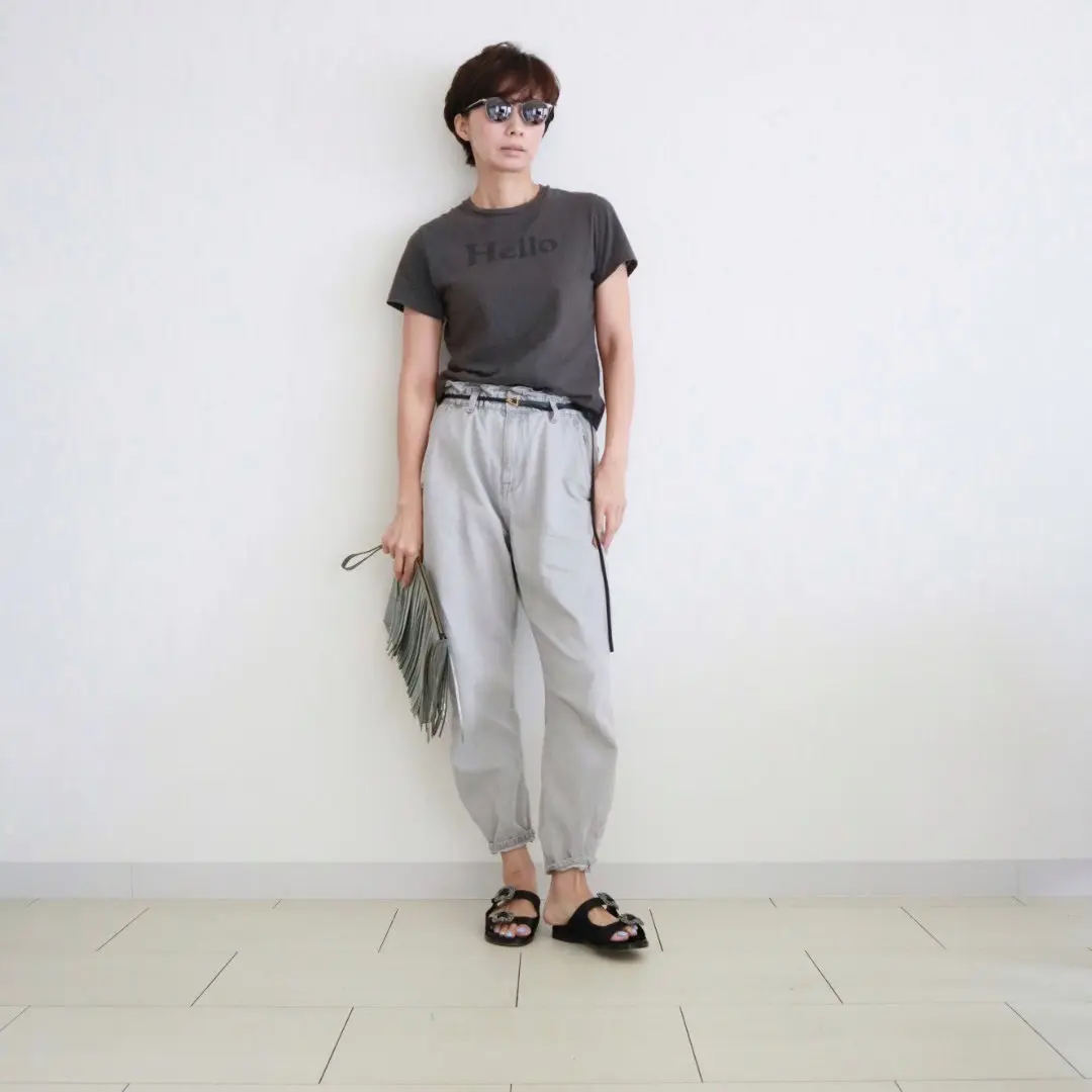 マディソンブルーの“Hello”Tシャツの画像_3