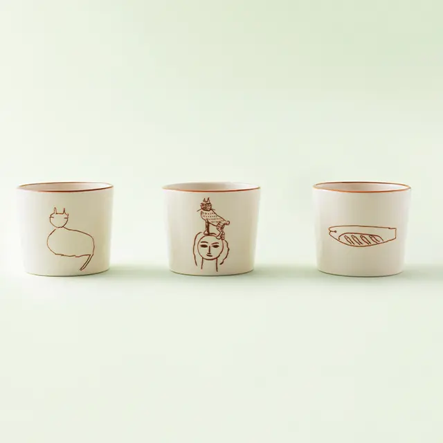 猪熊猪口　すわり猫／頭上猫／魚たち （丸亀市猪熊弦一郎現代美術館）