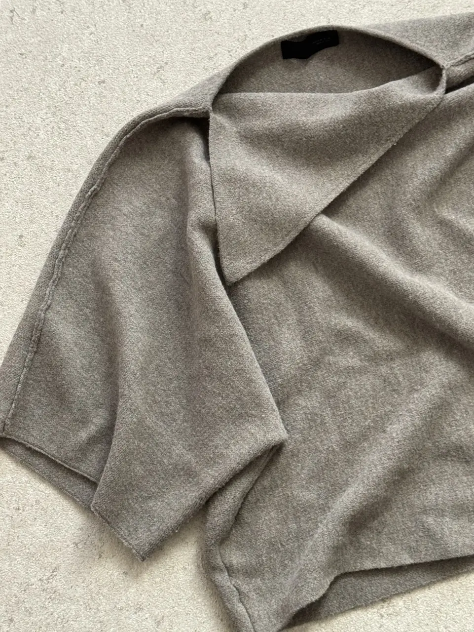 ZARA ラペルカラーニット