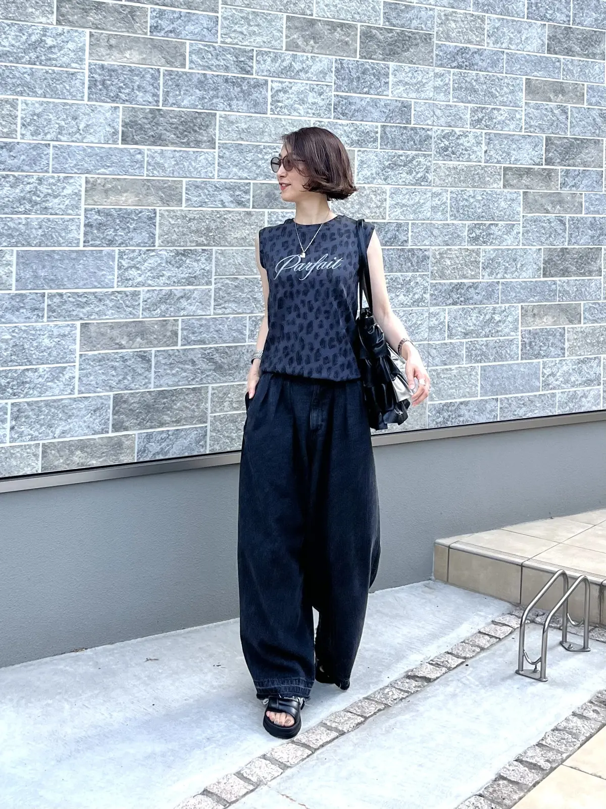 ロゴノースリT❤︎3コーデの画像_4