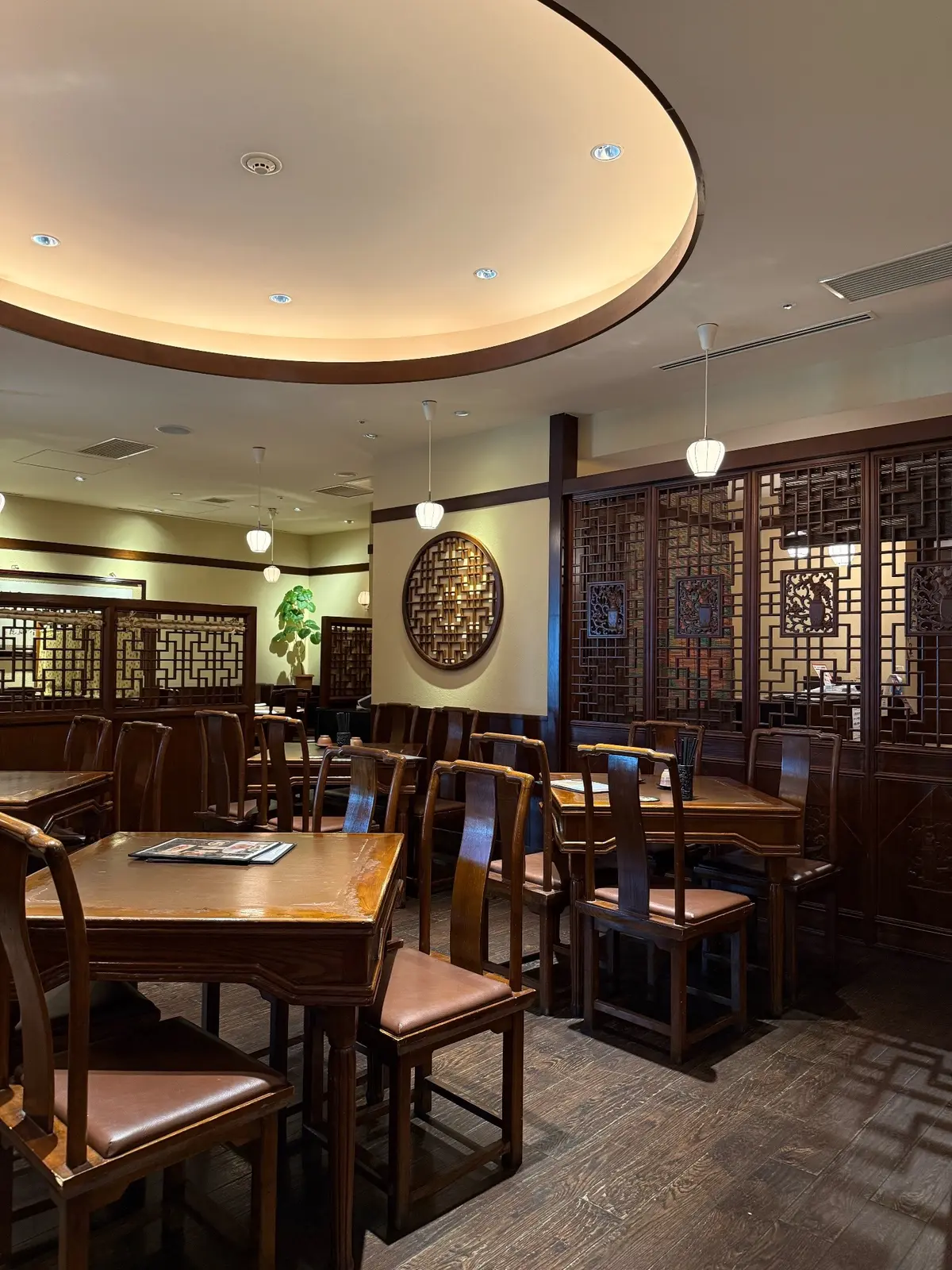 日本橋　三越前駅　コレド室町　中華料理　中國名菜 「孫」　店内写真