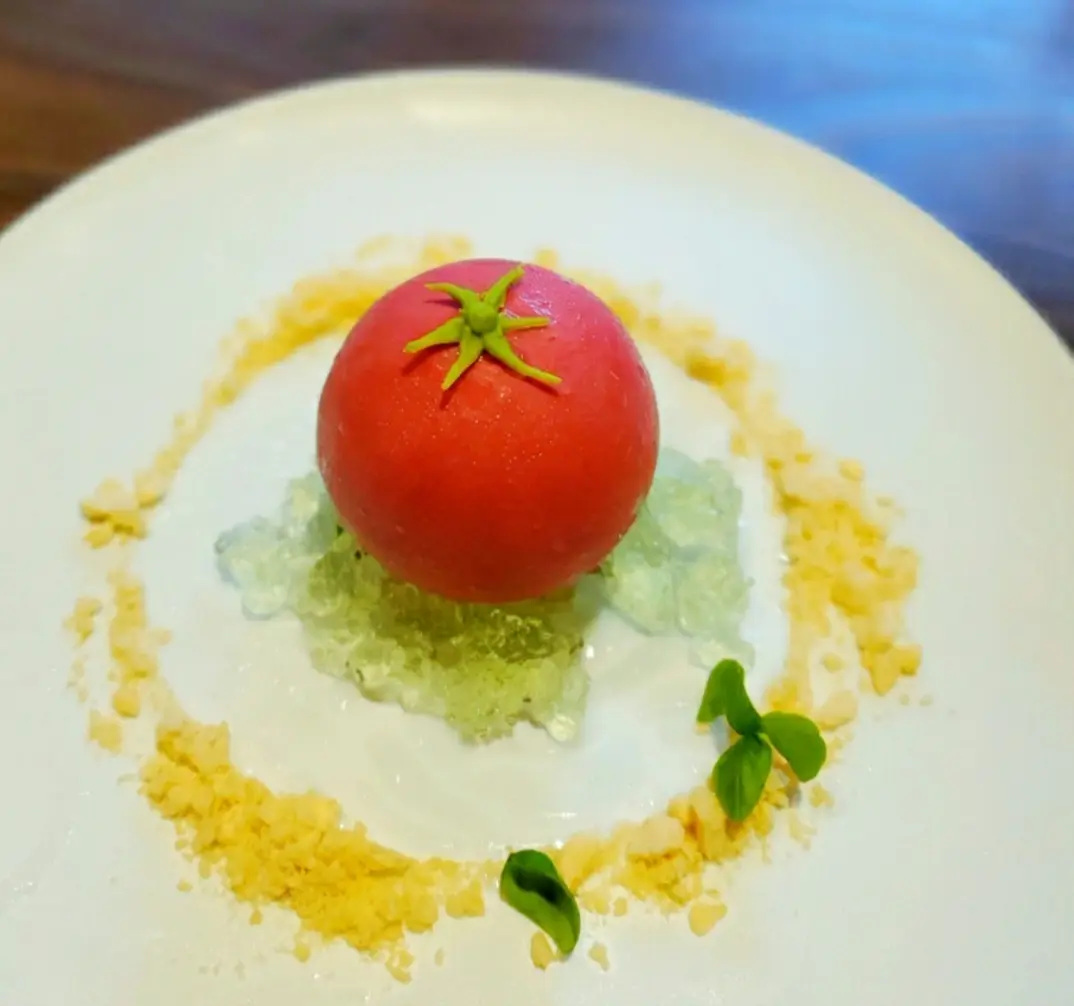 デザートはフルーツトマトのクレームダンジェ