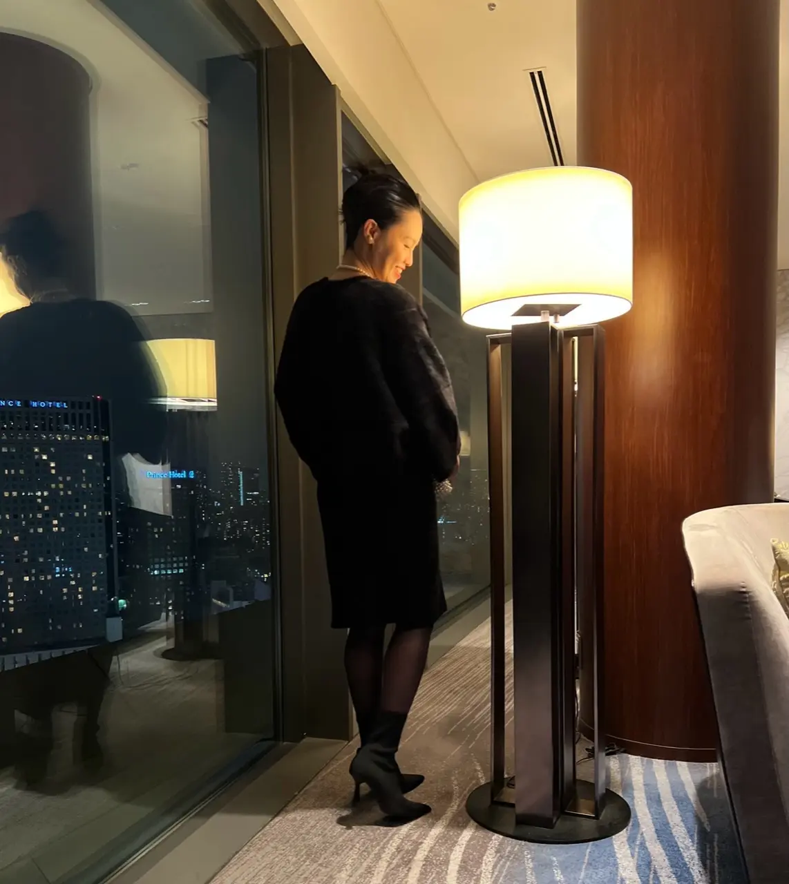 ニットで気負わずドレスアップする12月♪の画像_16