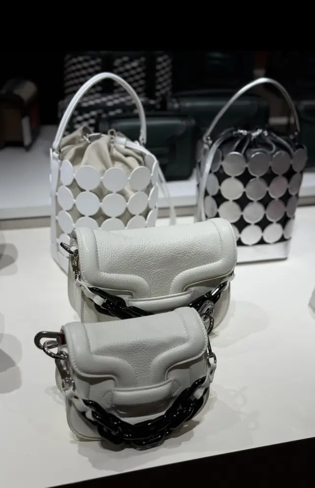 PIERRE HARDYのポップアップスの画像_11