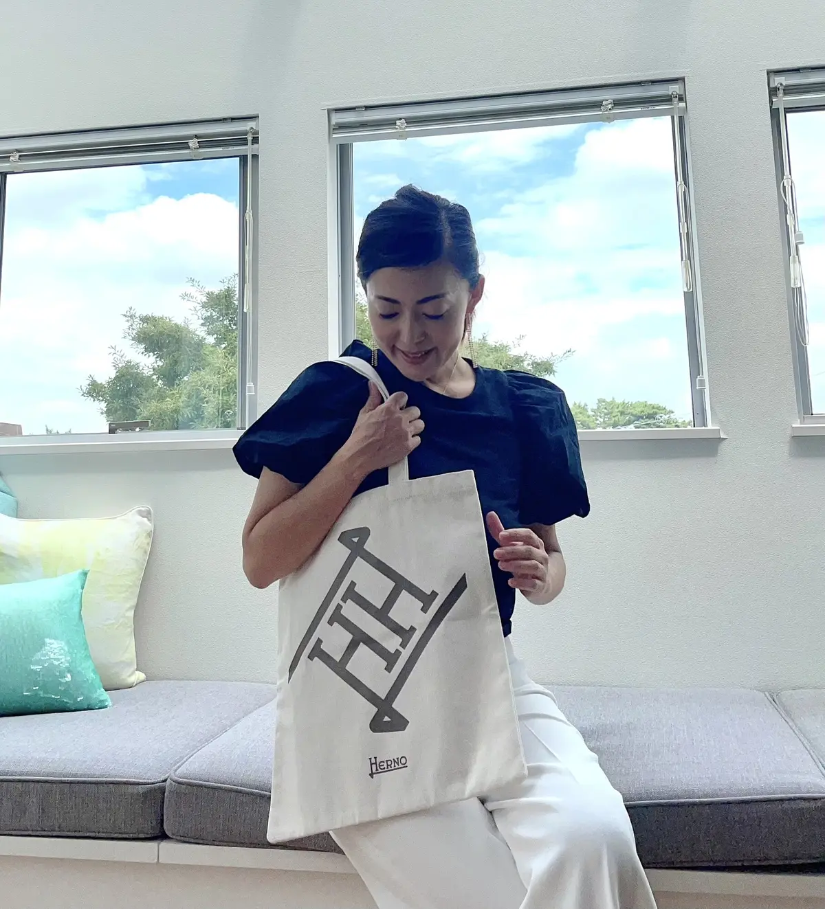 発売までカウントダウン！HERNO×écの画像_1