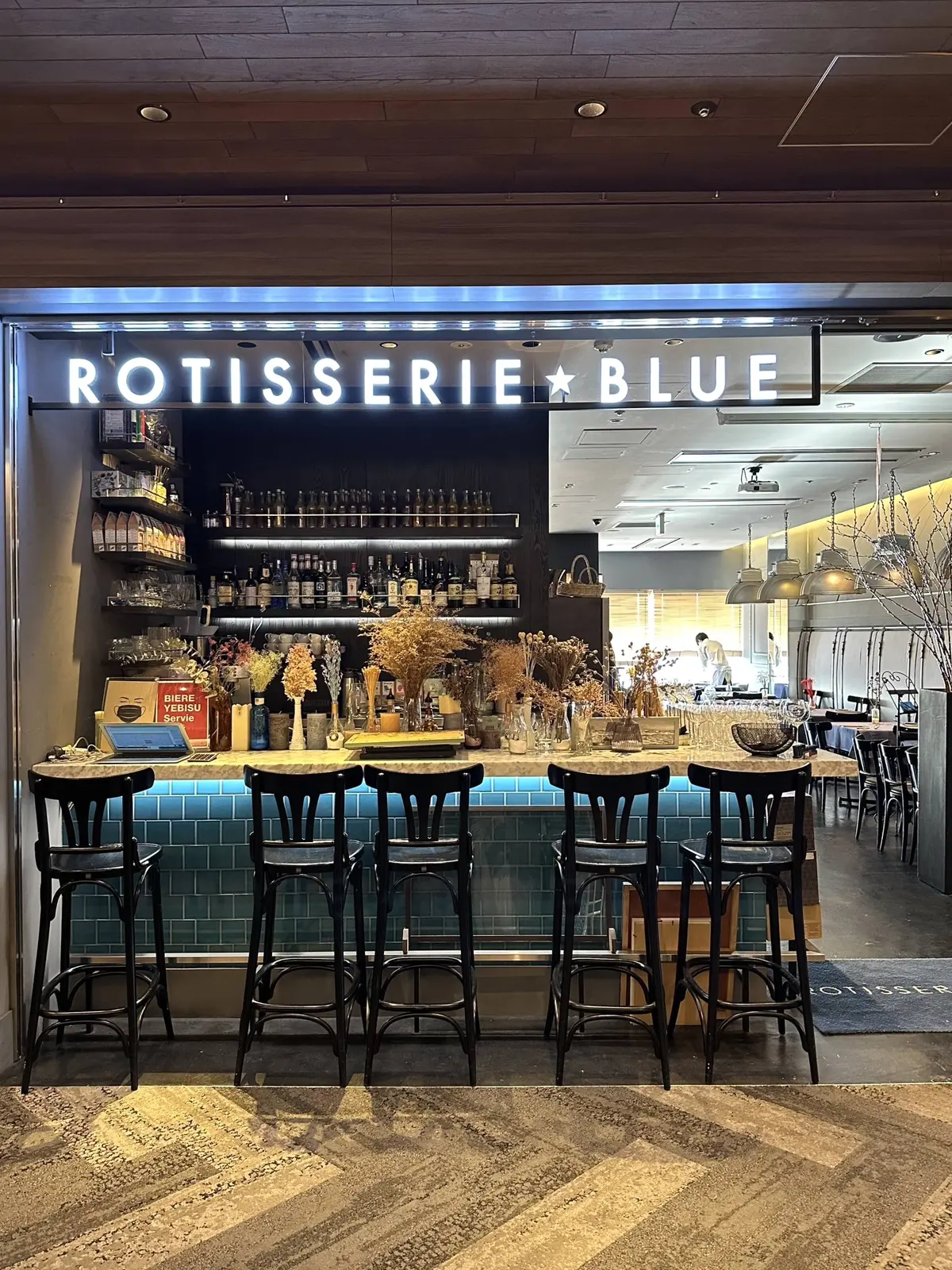 新年会ランチへは明るいNATURALカラの画像_5