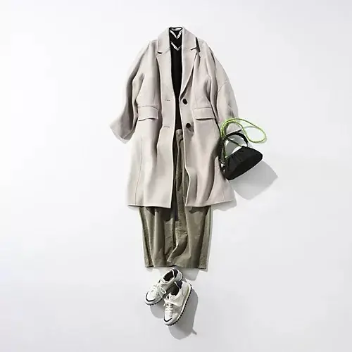 【50代 ファッション】気温10度に手にの画像_18