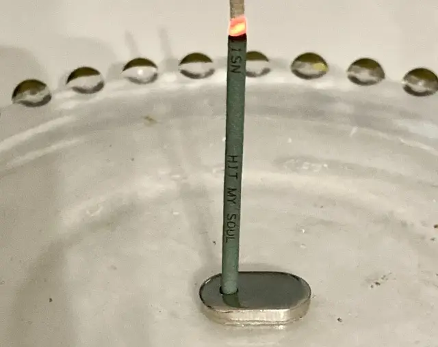 お香立ても付いています。プチギフトに。