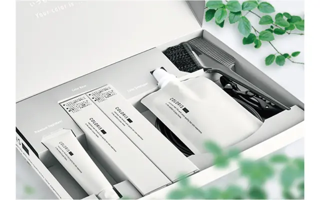 カラー剤とトリートメントが届いたら、セルフカラーを