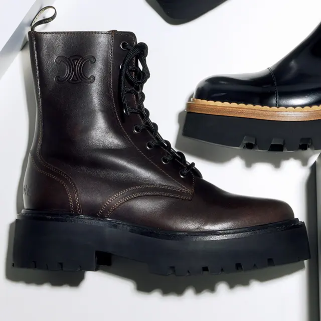 ベジタブルタンニ ンというなめしの手法で、革の自然な風合いを生かし たブーツ。