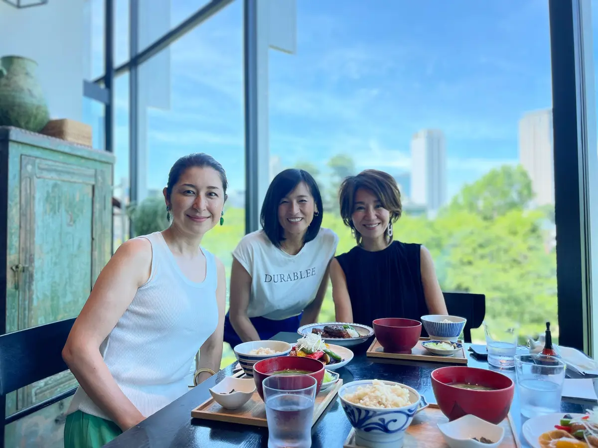 残暑も活躍！ロゴTコーデの画像_5