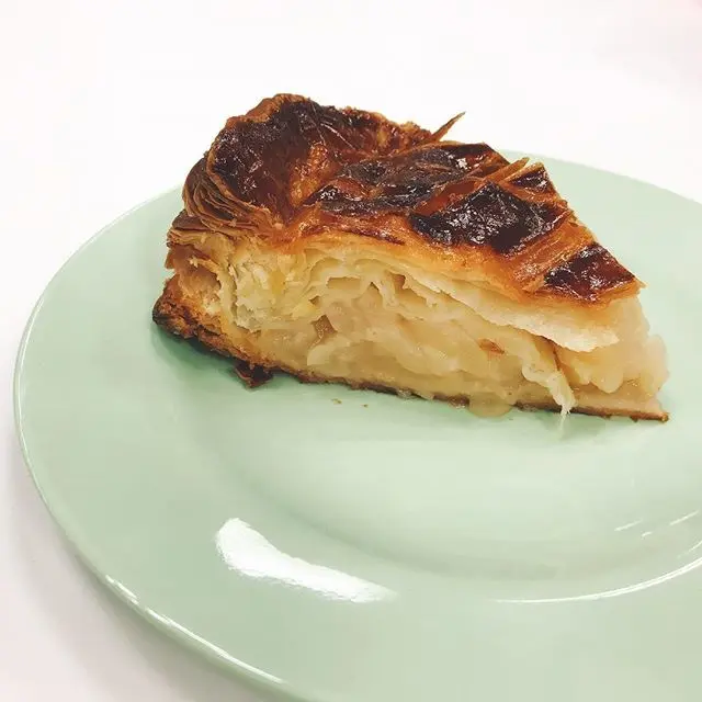 近江屋洋菓子店のアップルパイ【編集部おやの画像_3