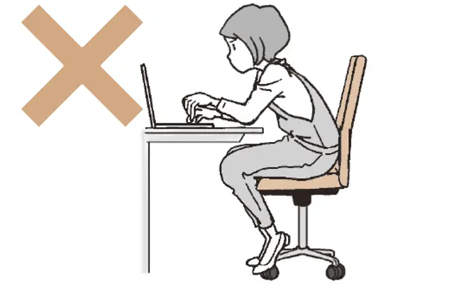 ノートPCそのままではどうしても姿勢が悪くなるため