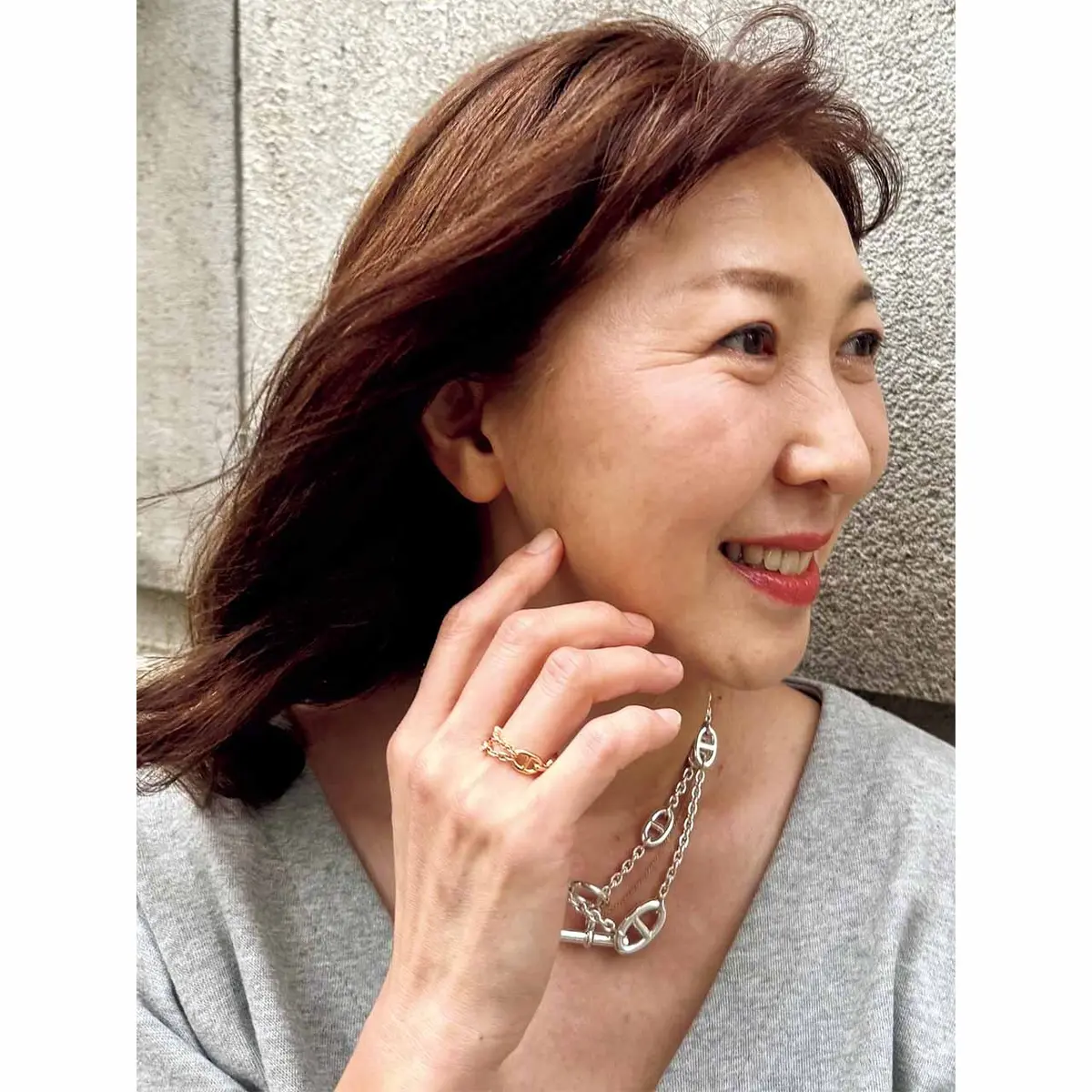 エルメスのリングは、 どこを見せても魅力的！ （ Kayoさん ）