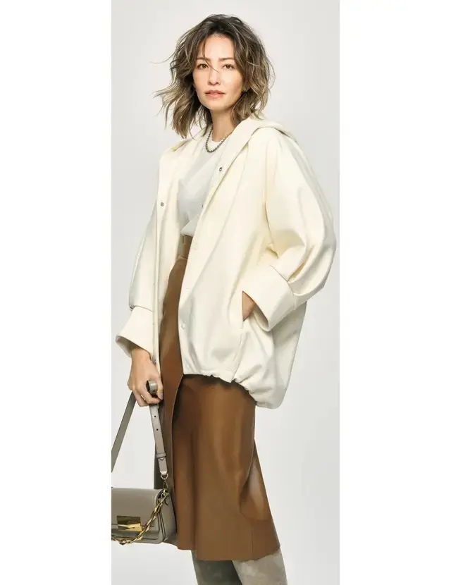 丸みと直線のコントラストはスタイルアップへの一番の近道