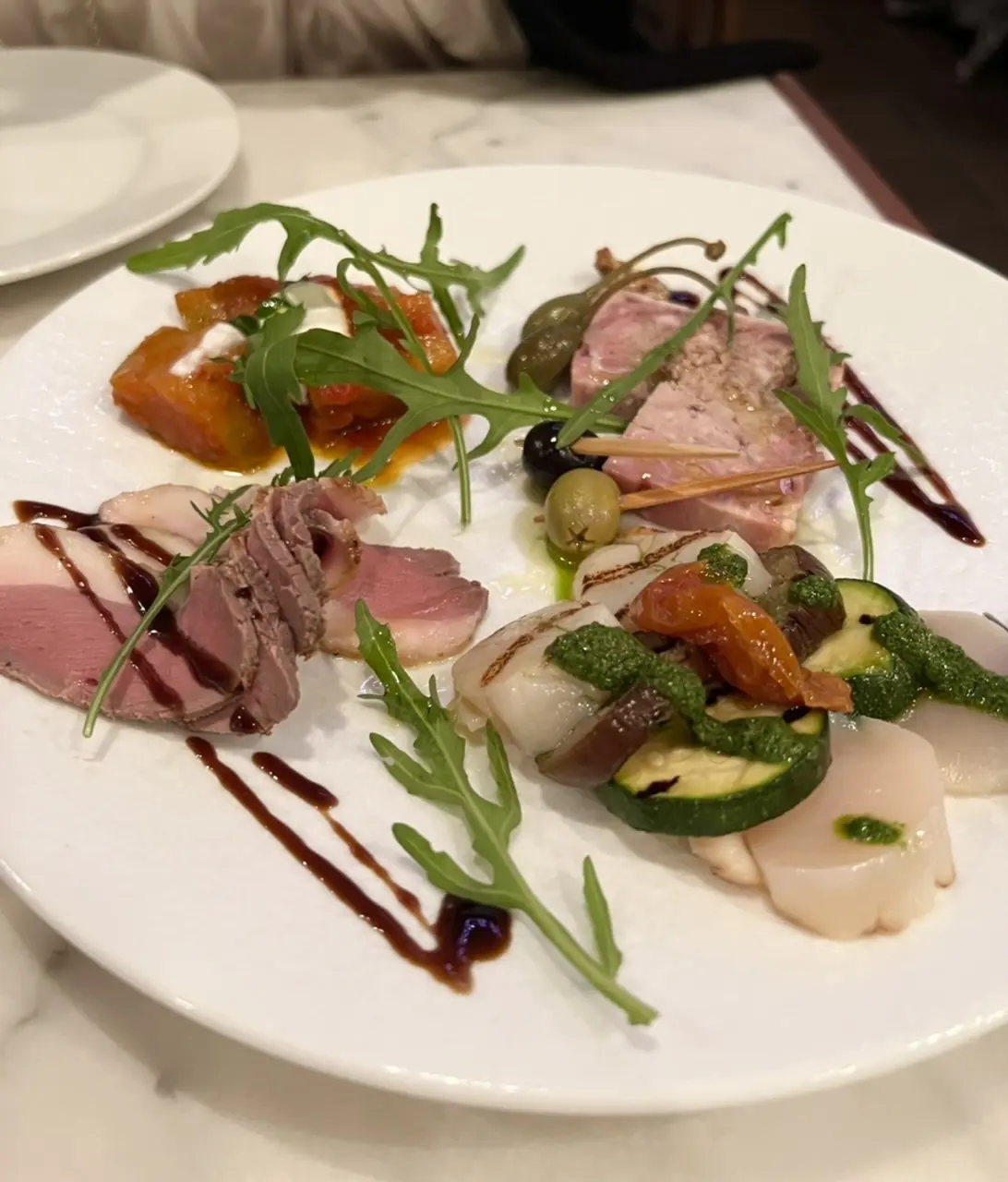 コロナ前を思い出した賑やかな夜のひとときの画像_5