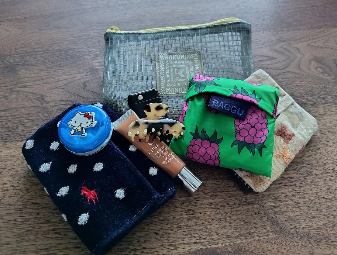 紀ノ国屋　メッシュスイーツポーチ（ライトグレー）