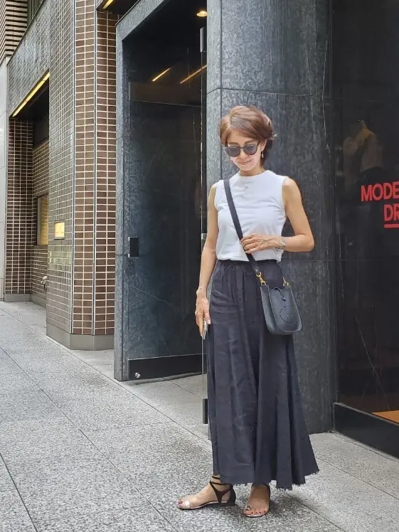 MADISONBLUEノースリTシャツ の画像_1