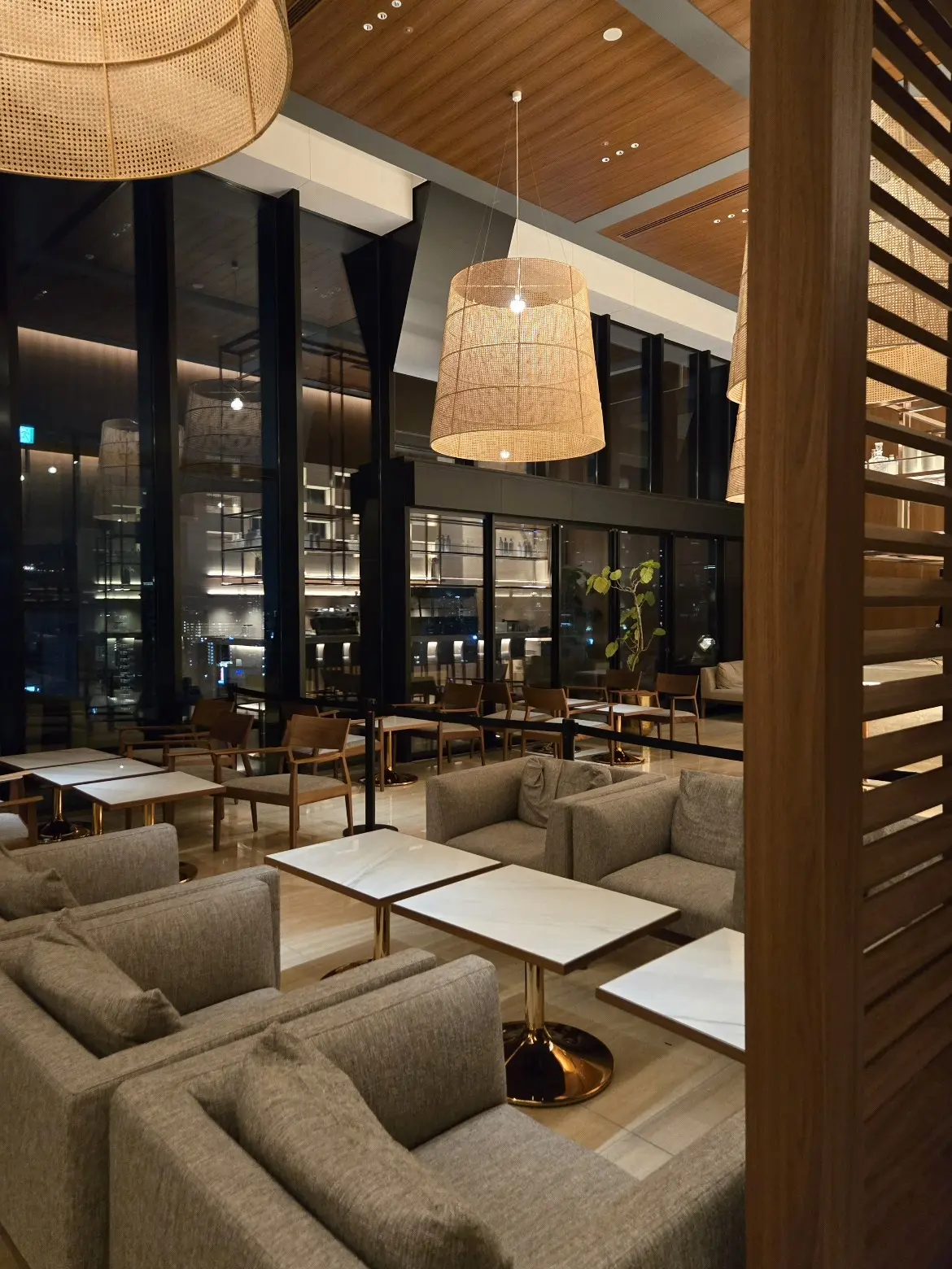 今回の万博旅はカンデオホテル大阪ザ・タワの画像_5