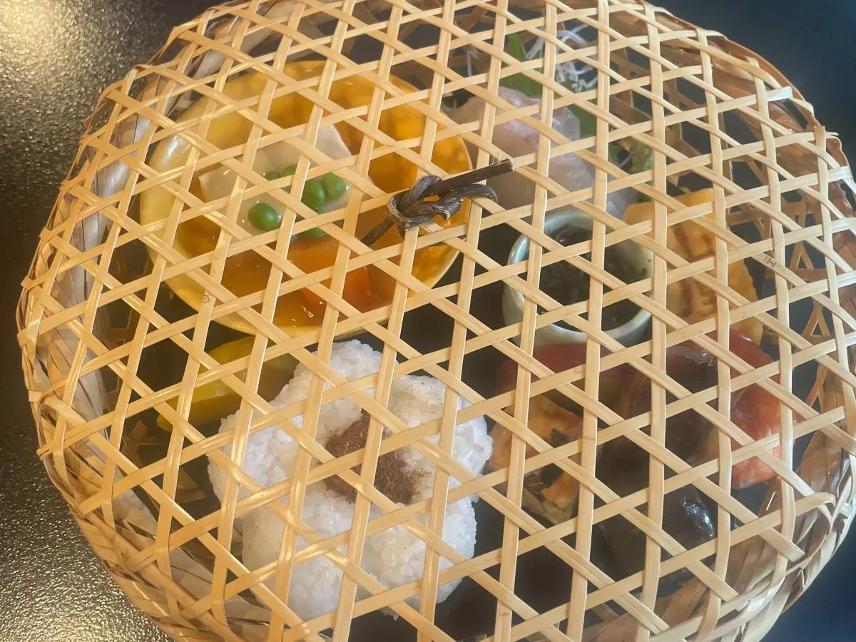 川越の山屋のかごめ弁当