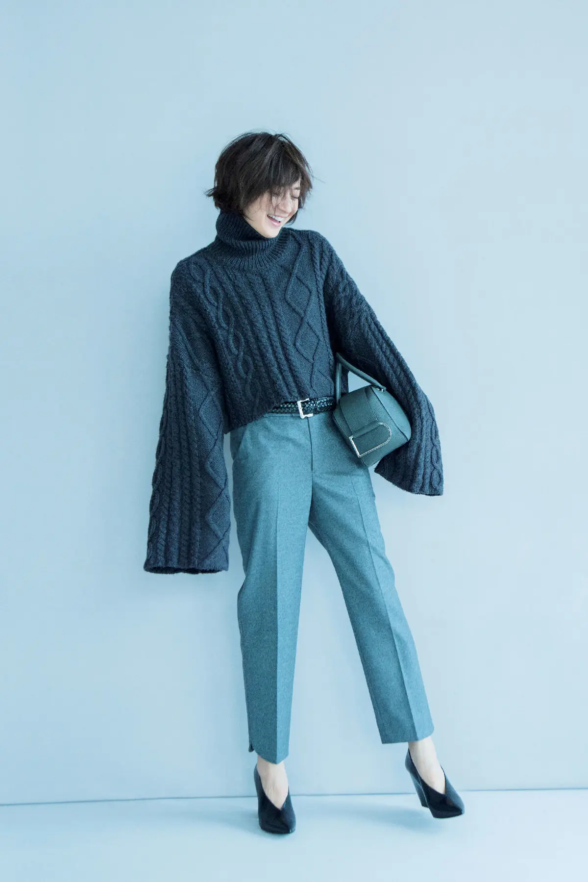 カジュアル、辛口、女らしい！アラフィーのの画像_2