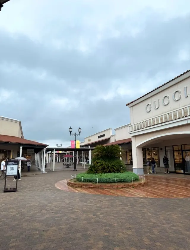 GU、H&MとのMIXコーデで神戸三田プの画像_2