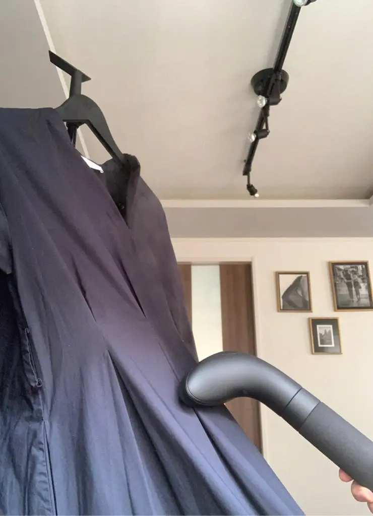 スタンド型衣類スチーマー、ワンピース