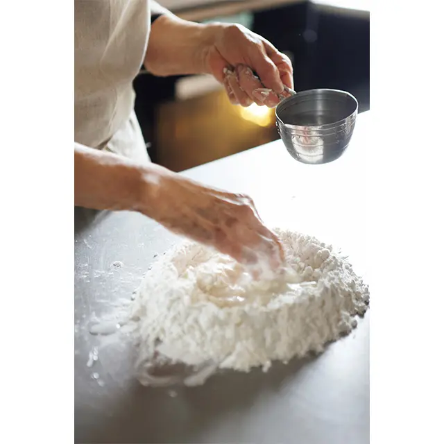 手でこねる場合