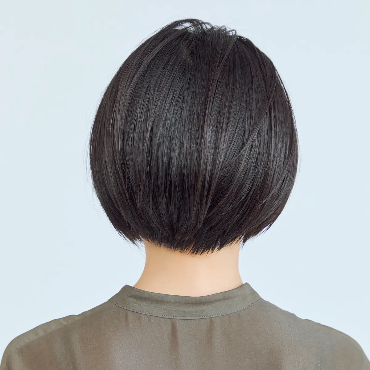 後から見たボブヘアスタイル